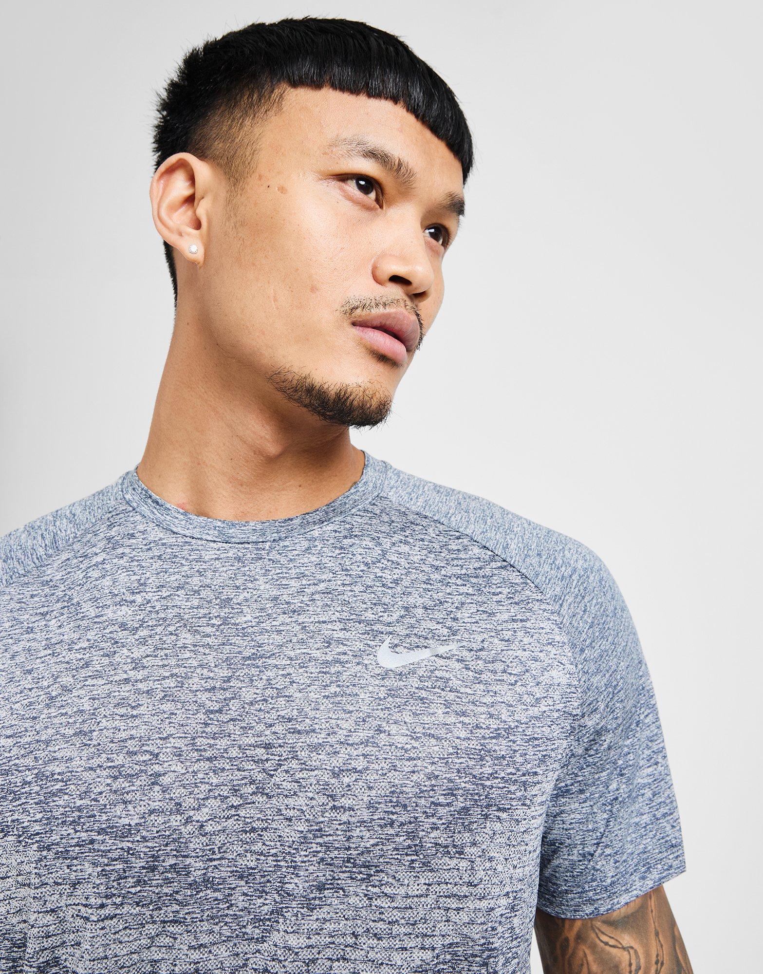 Nike T-shirt Stride