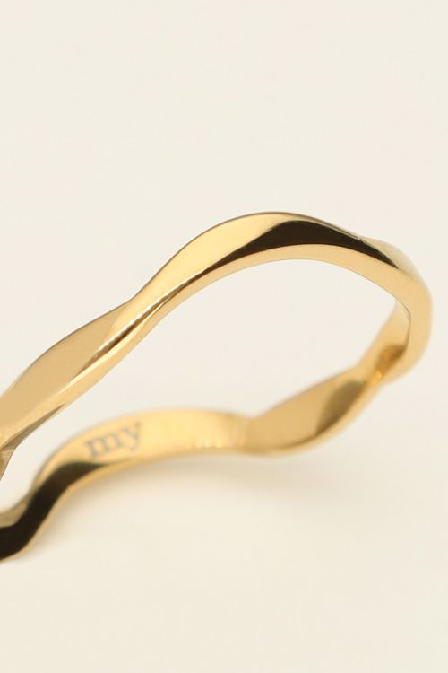 Gedraaide ring