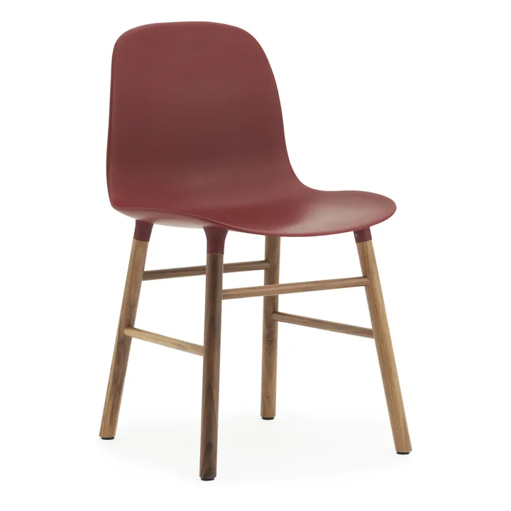 Normann Copenhagen Chaise Form en noyer | Rouge