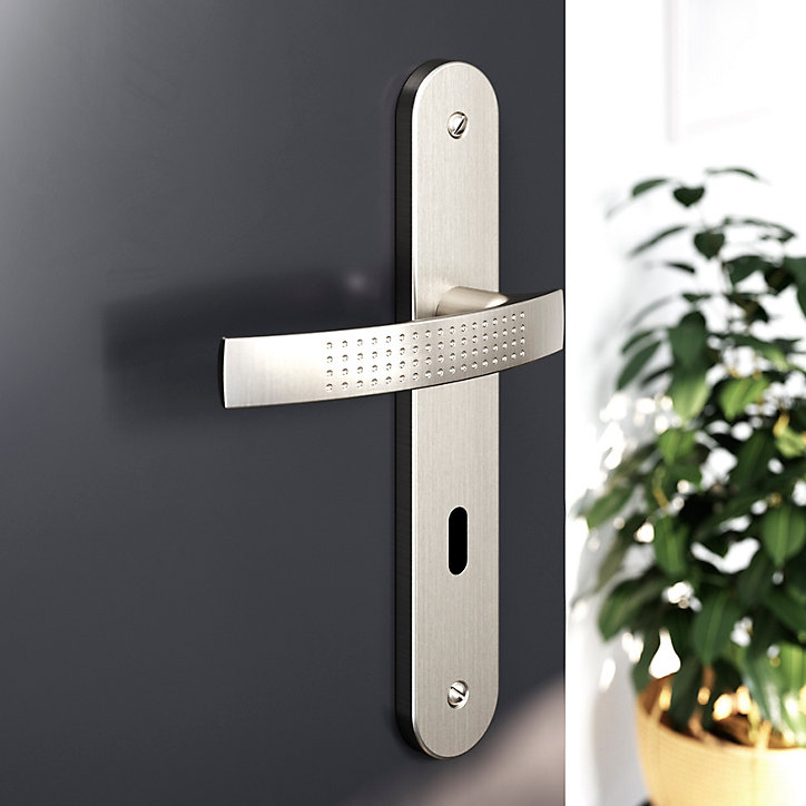 Ensemble poignée sur plaque rond serrure GoodHome Diss effet nickel satin gris L.139mm x l.40mm entraxe 195mm