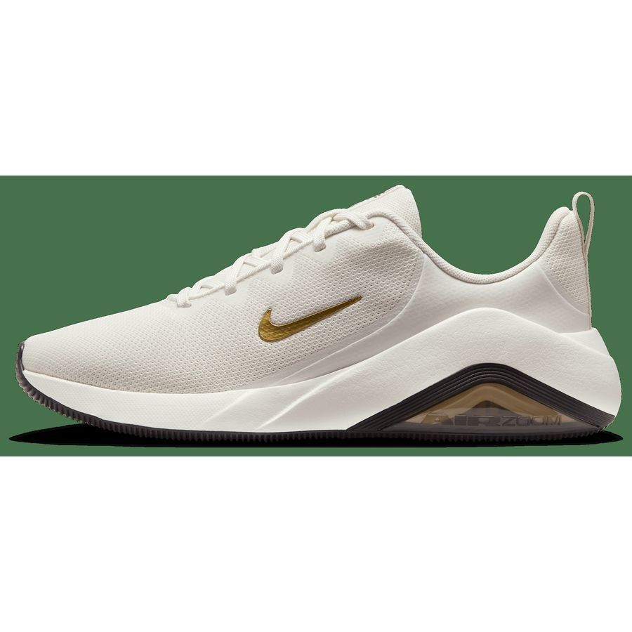 Nike Bella 7
