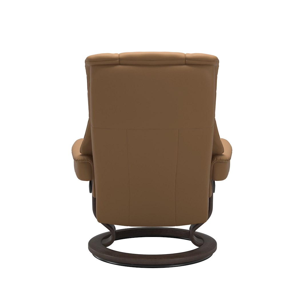 Mayfair (M) Classic lenestol med krakk Hud Paloma Spesial Taupe og Classic understell wengebeiset.