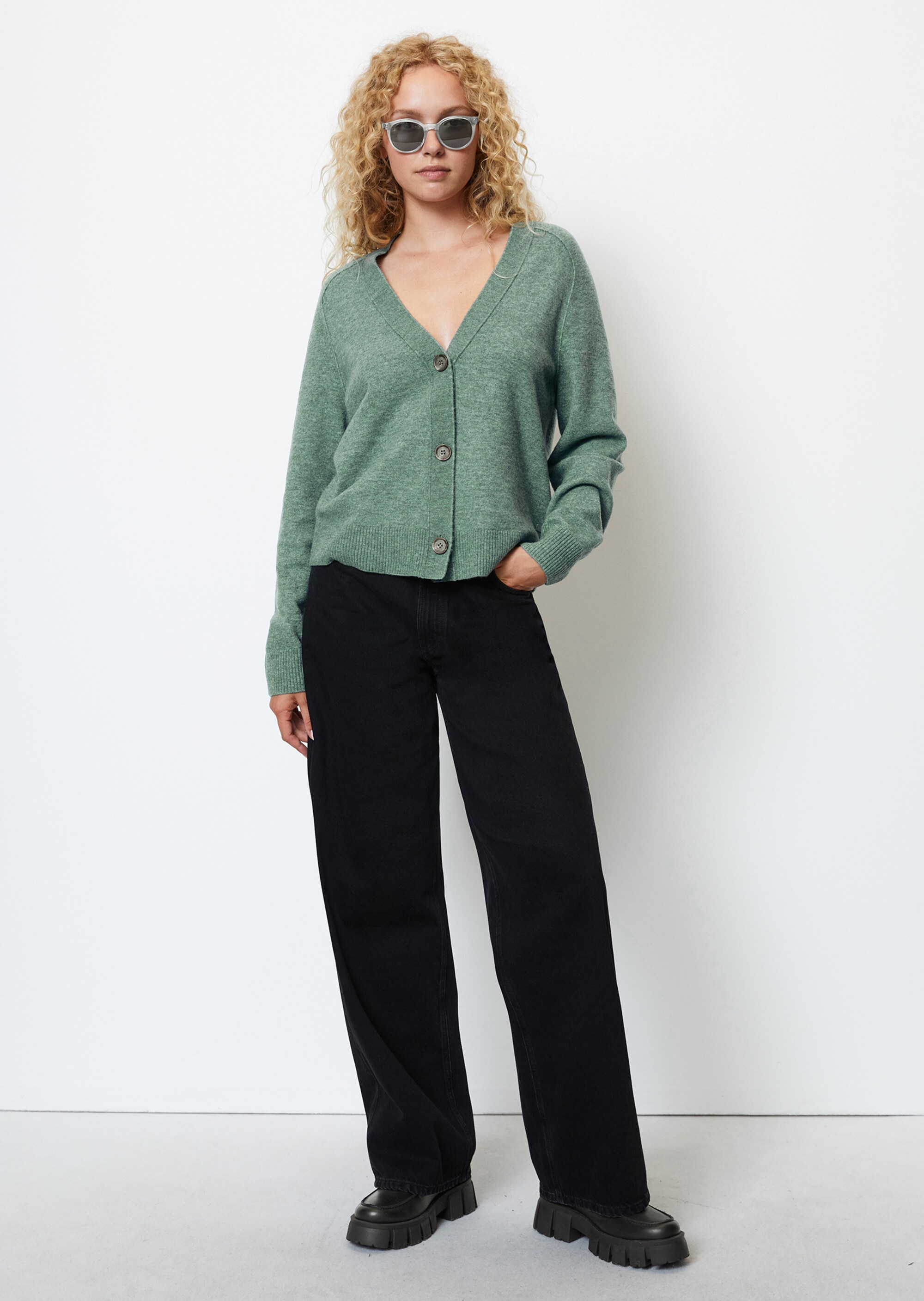 V-Neck-Cardigan relaxed aus softem Schurwolle-Mix