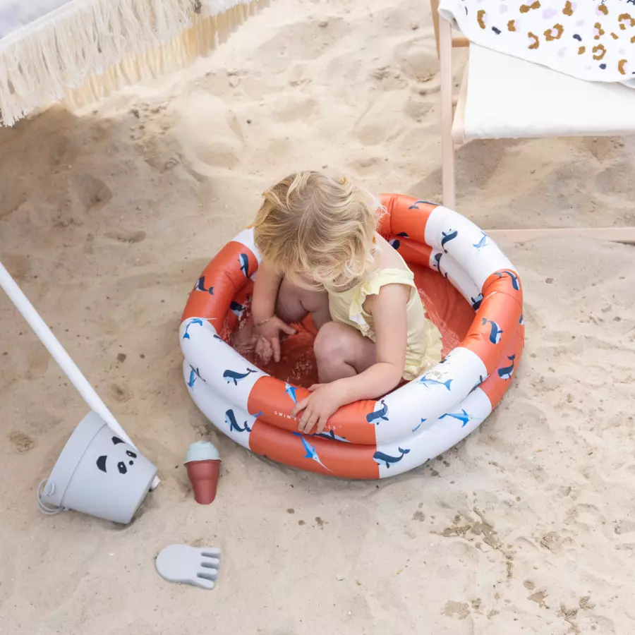 Swim Essentials Aufblasbarer Pool Red-White Whale 60 cm