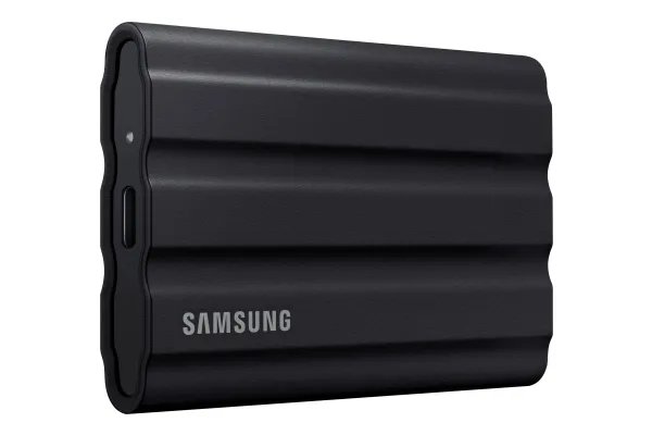 Samsung T7 Shield MU-PE4T0S - SSD - krypteret - 4 TB - ekstern (bærbar) - USB 3.2 Gen 2 (USB-C stikforbindelse) - 256-bit AES - sort