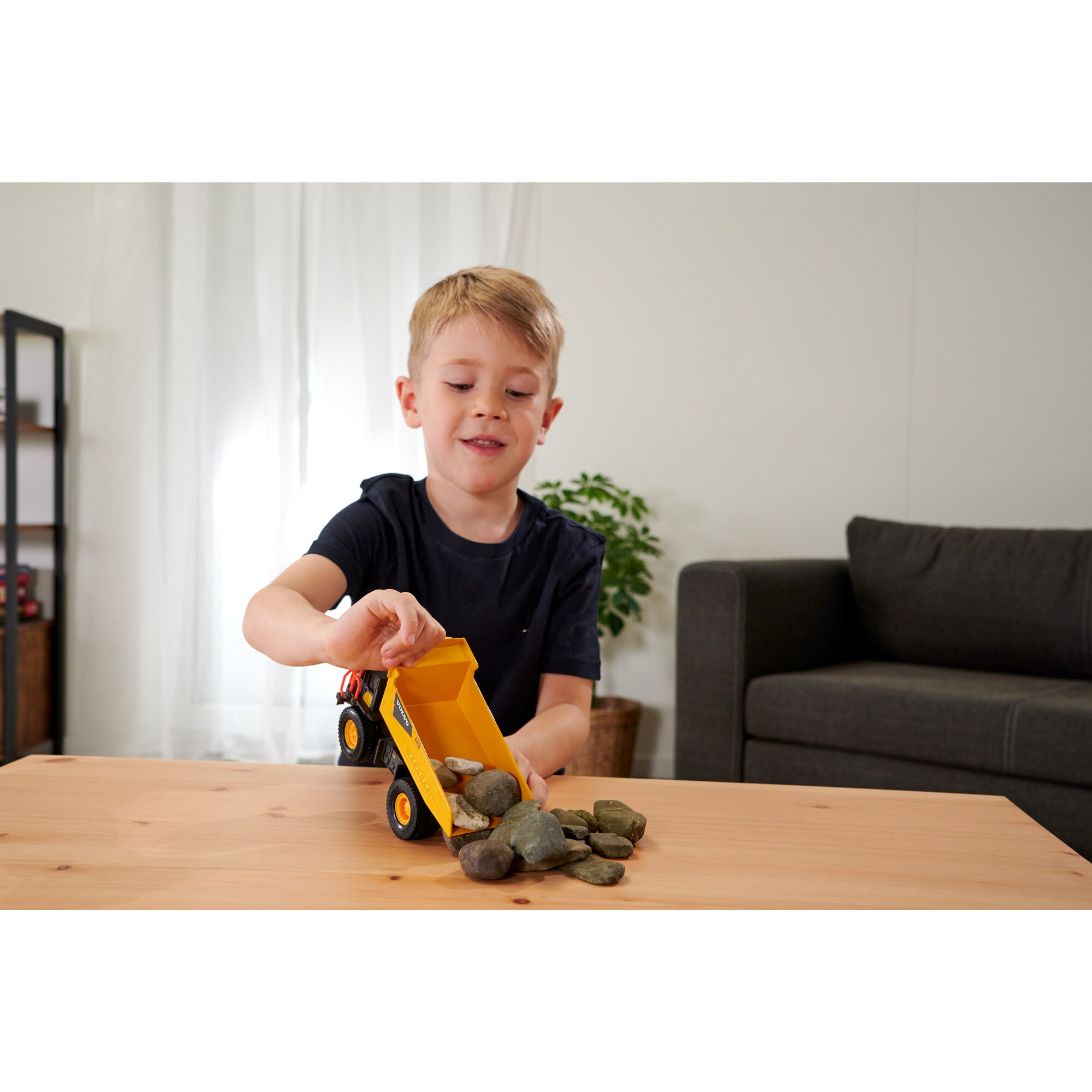 Simba Spielfahrzeug Kipplaster Volvo Rigid