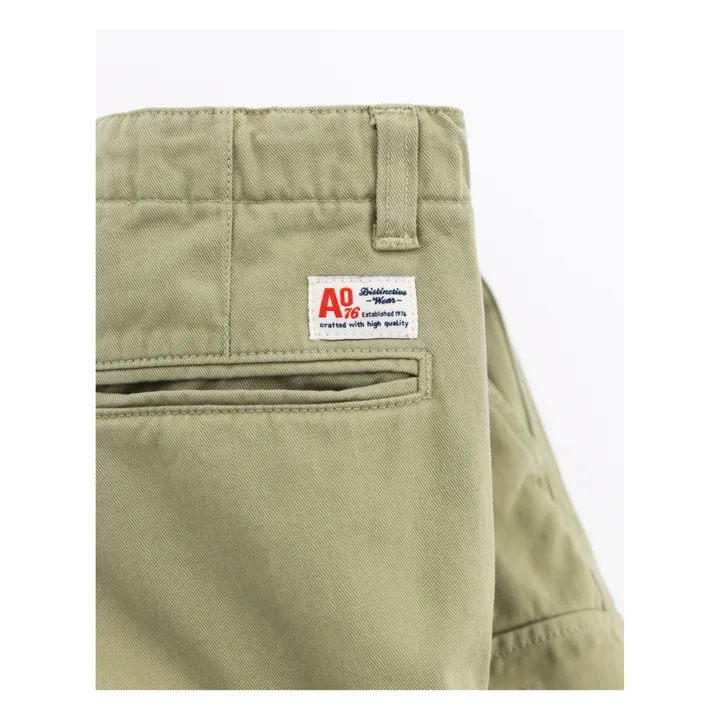 AO76 Bermuda John | Vert olive