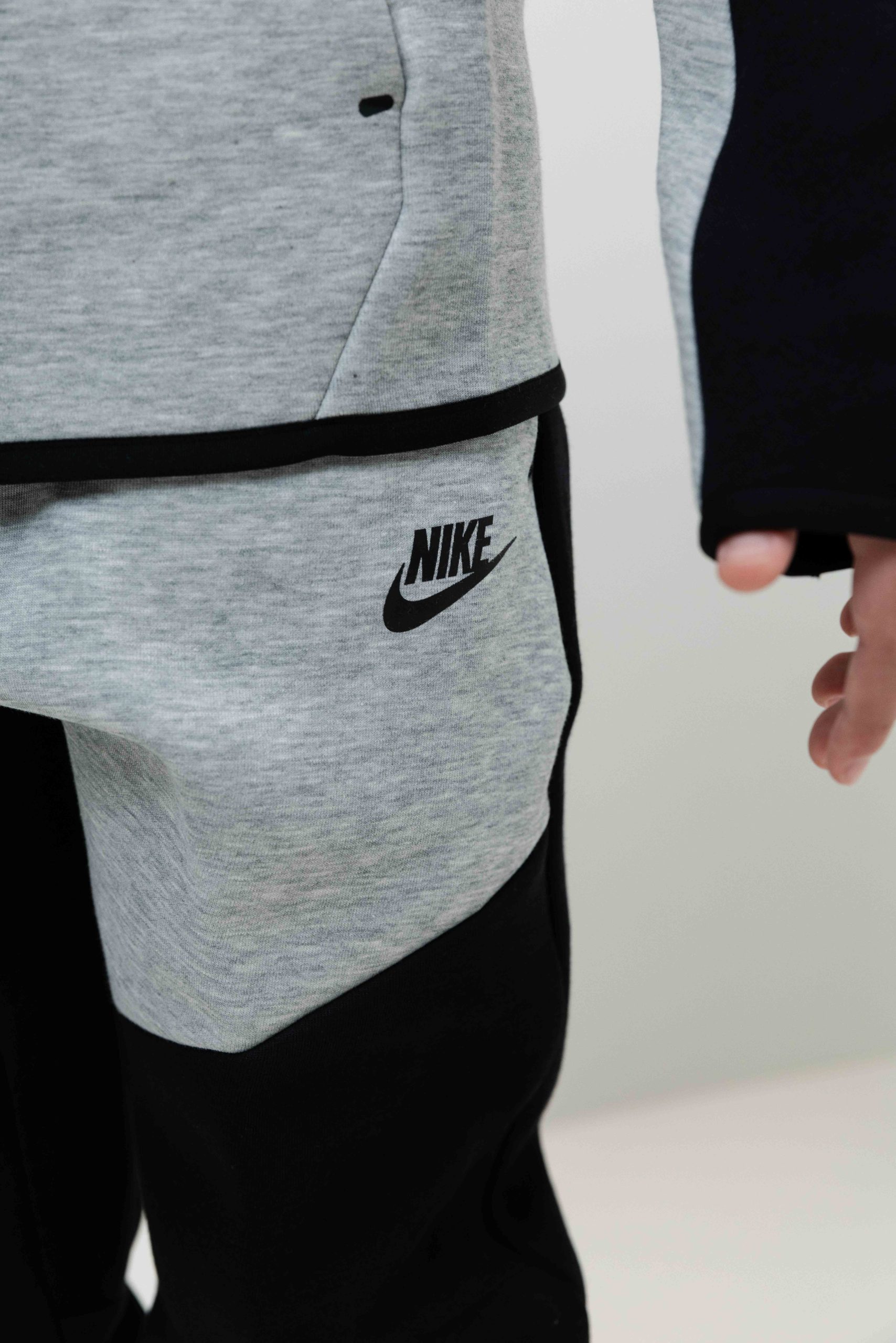 Nike Tech Fleece Trainingspak Kids Grijs/Zwart