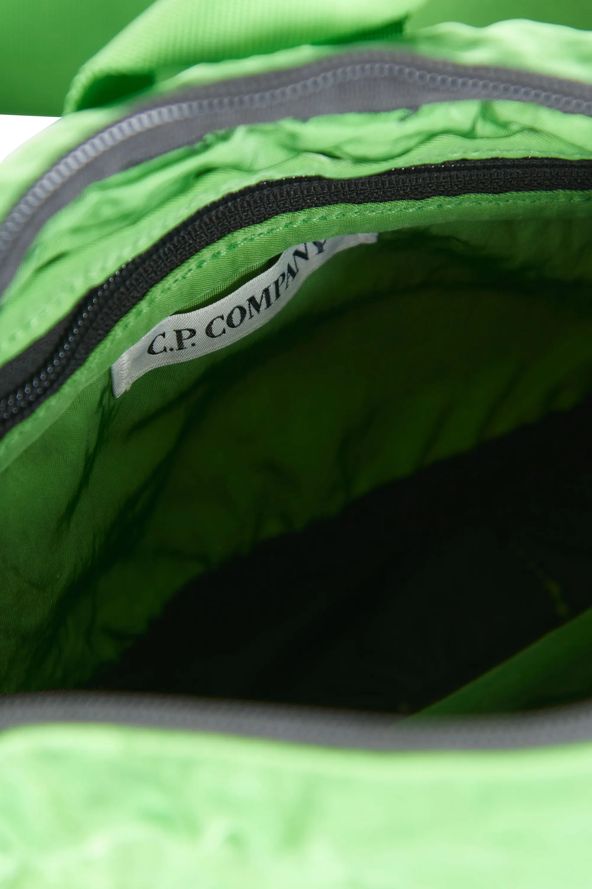C.P. COMPANY Sac banane NYLON B CROSSBODY PACK Vert