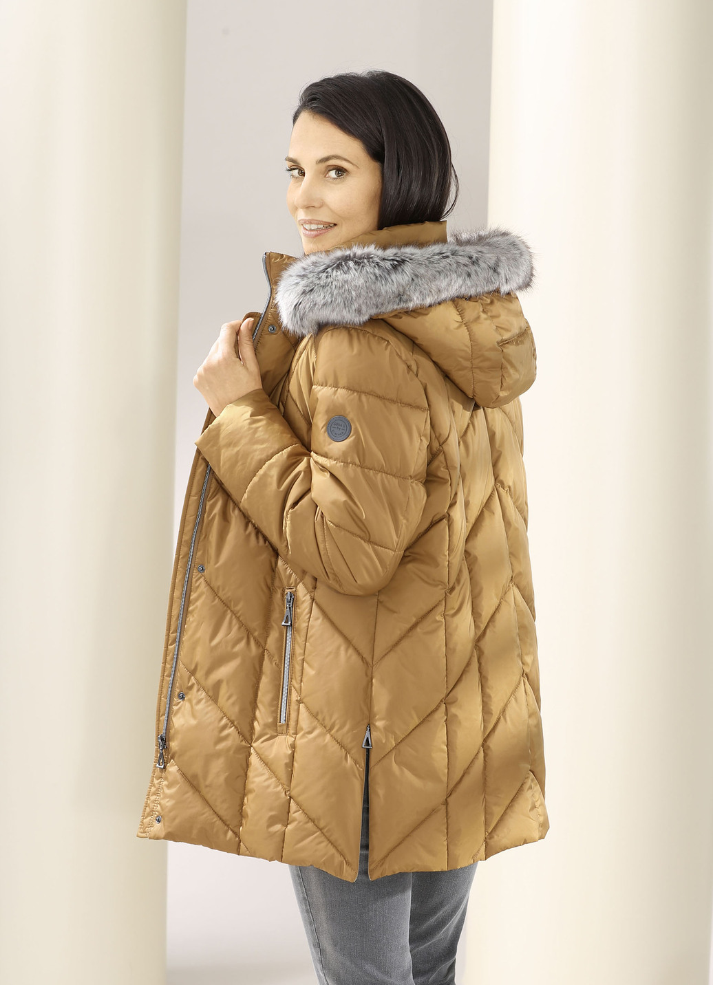 Jacke mit abnehmbarem Kunstpelz-Besatz