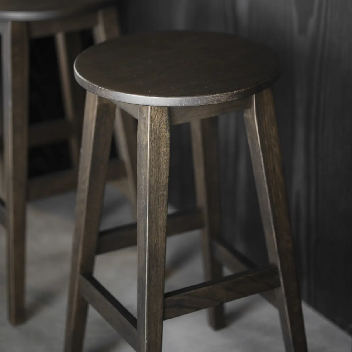 Houten barkruk Austin - zithoogte 65 cm Walnoot