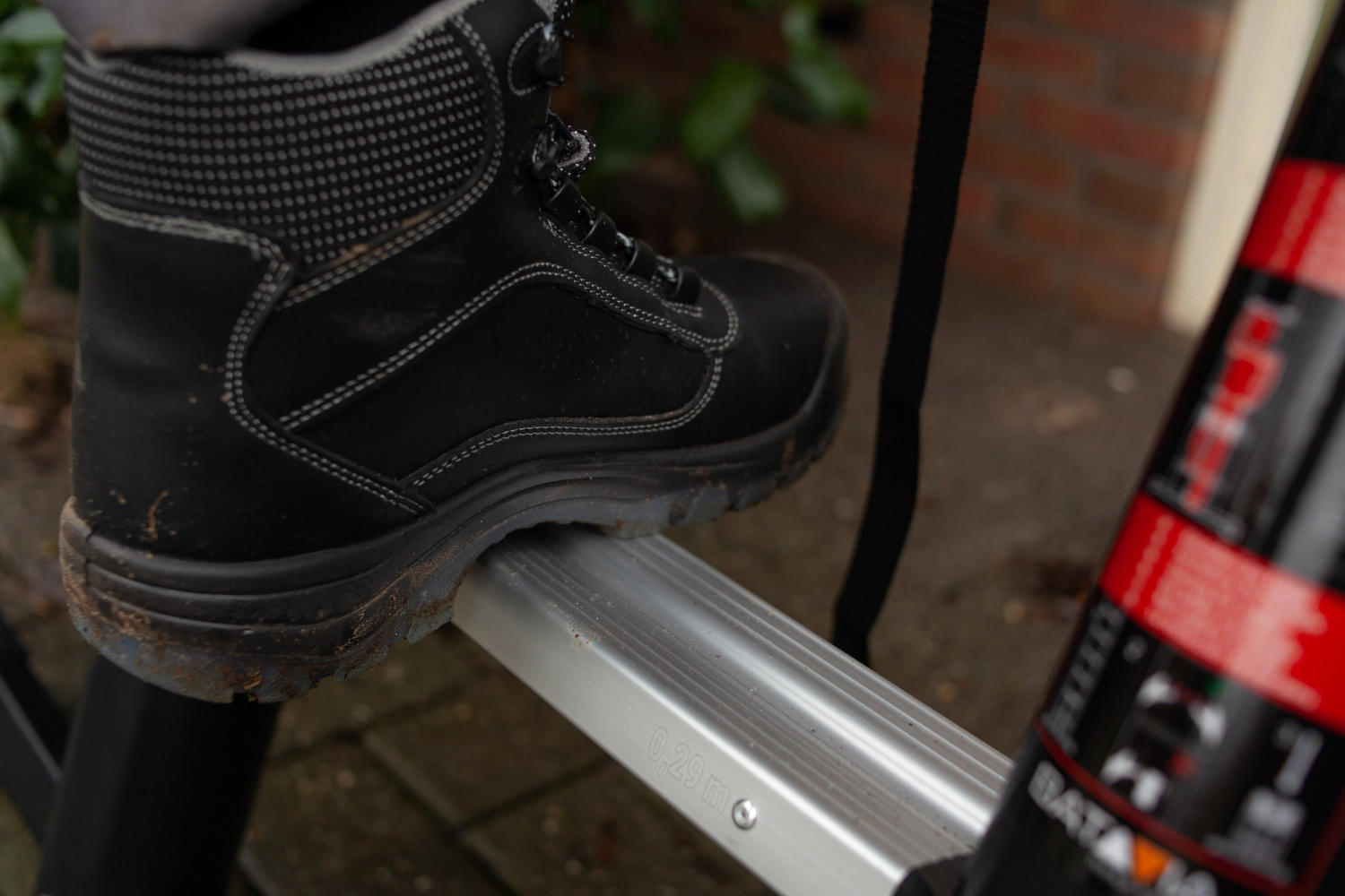 Batavia 7063668 Telescopische ladder met Hoekindicator, SoftClose & AntiSlip - 3,27m - 11 sporten