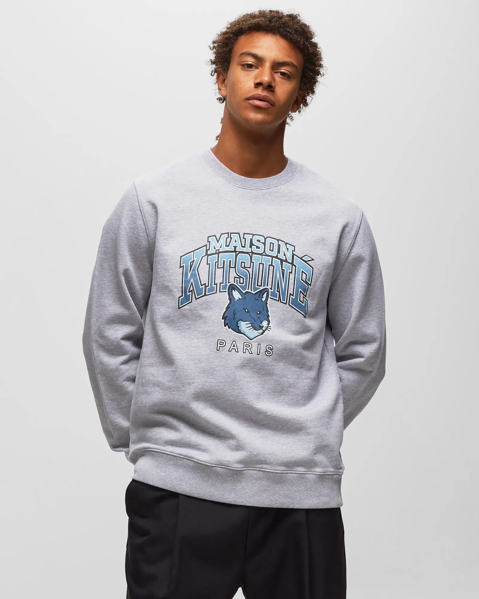 Maison Kitsune CAMPUS FOX REGULAR SWEATSHIRT