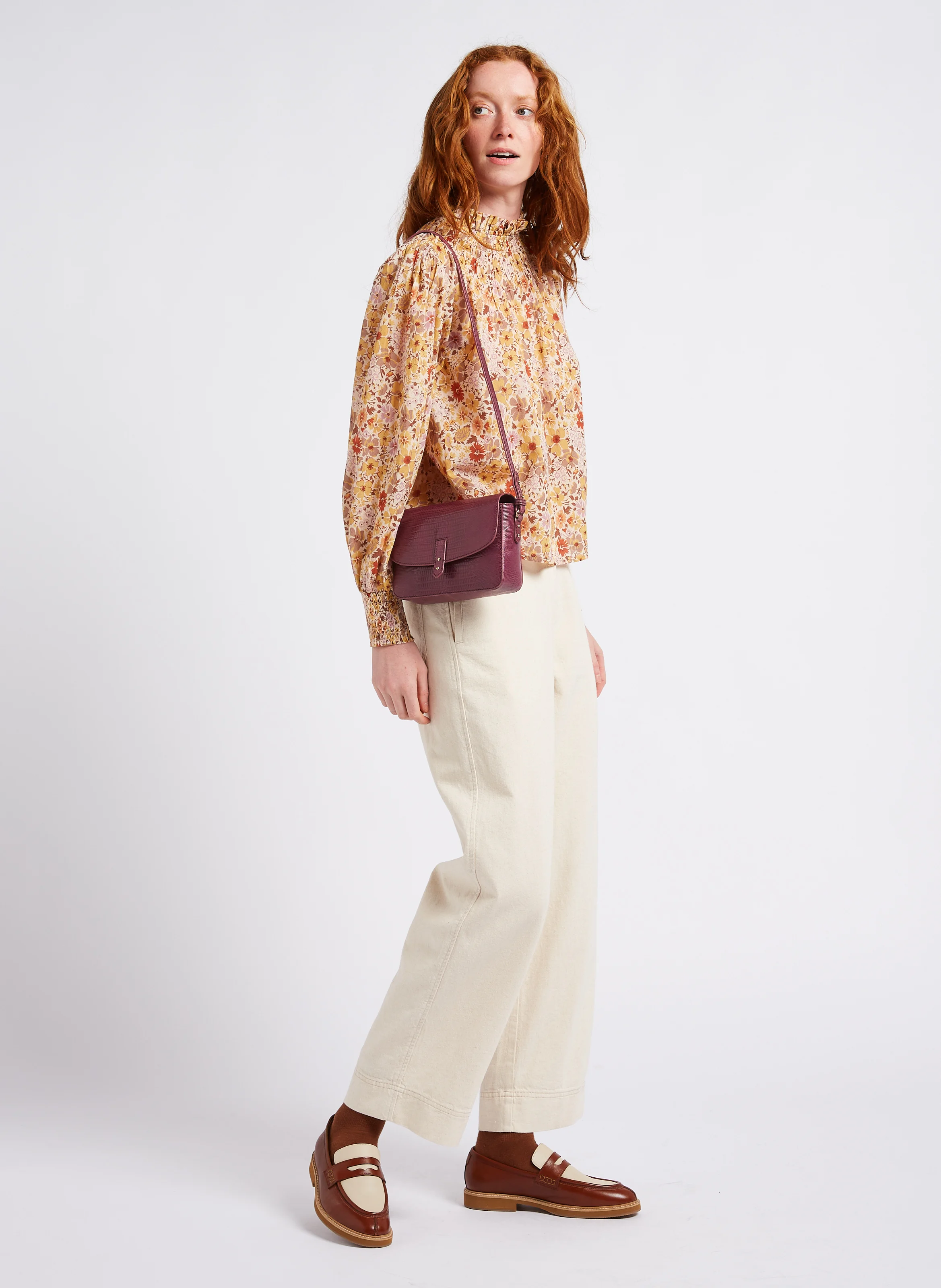 SERVAN - Sac bandoulière en cuir| Violet