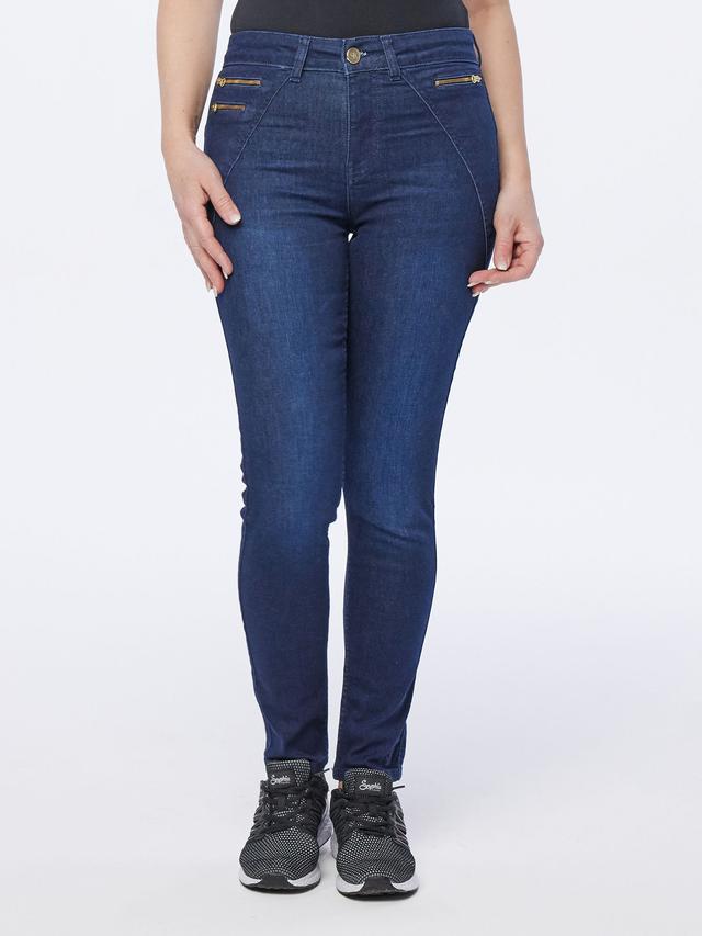 Jeans mit Schmuckdetail