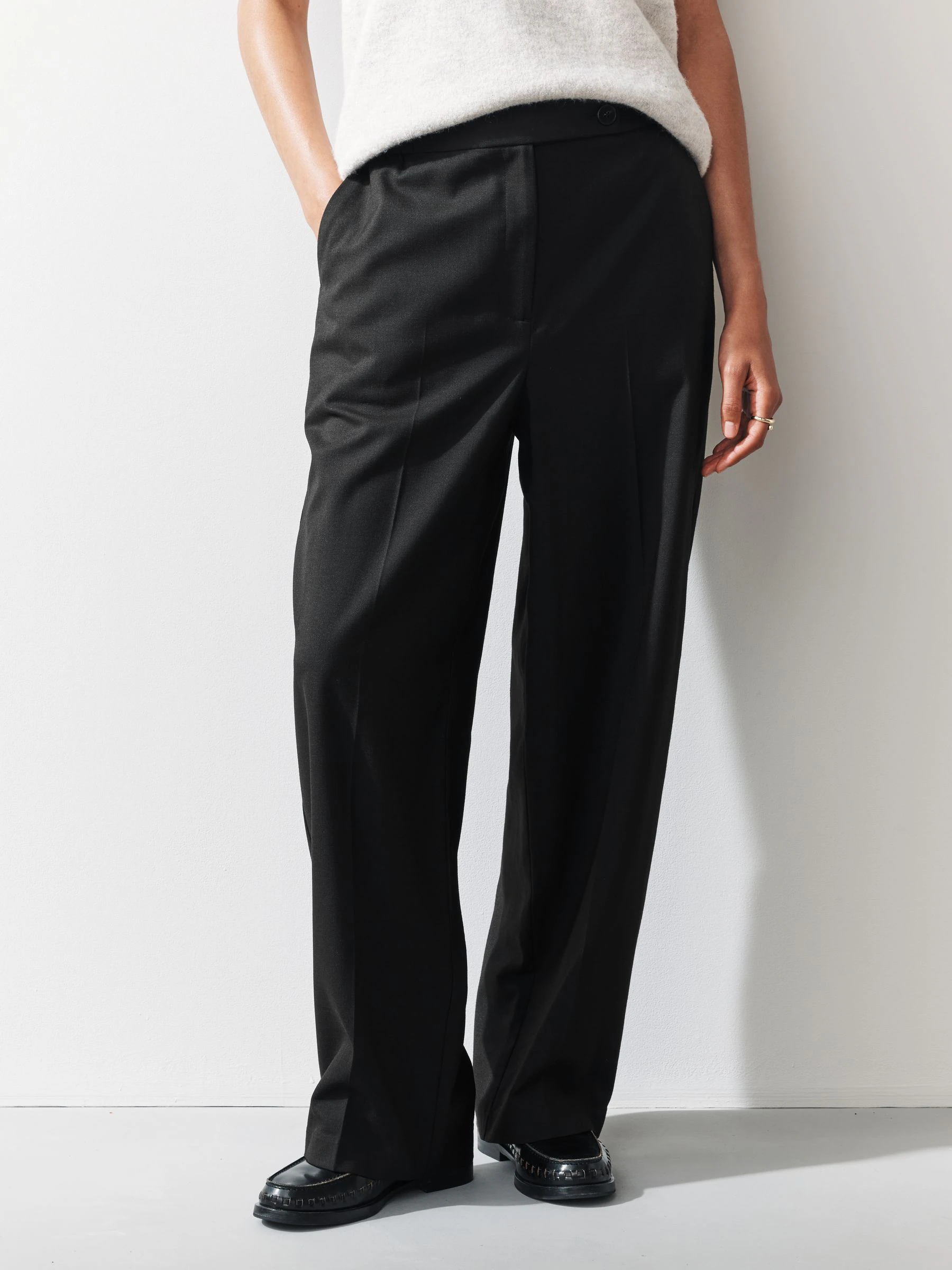 Zwart - Pleated Front Straight Leg Trousers