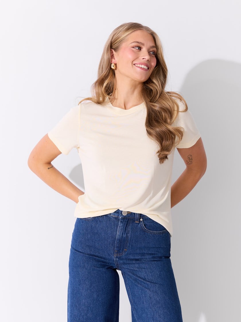 Lisa t-skjorte Transparent Yellow
