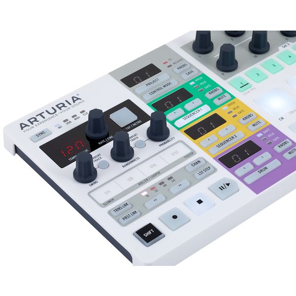 Arturia Beatstep Pro Bag Bundle