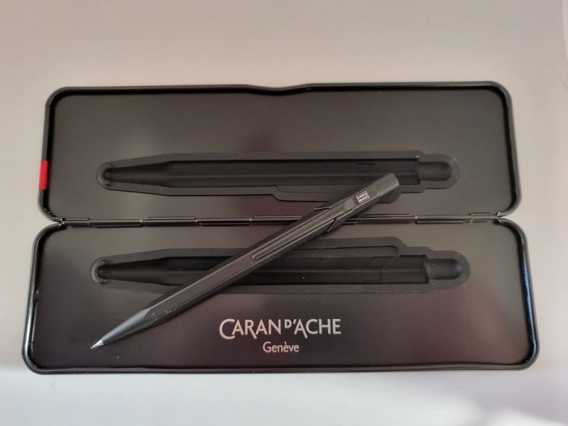 Caran d'Ache 844 Code Black Limited Edition Zwart Potlood