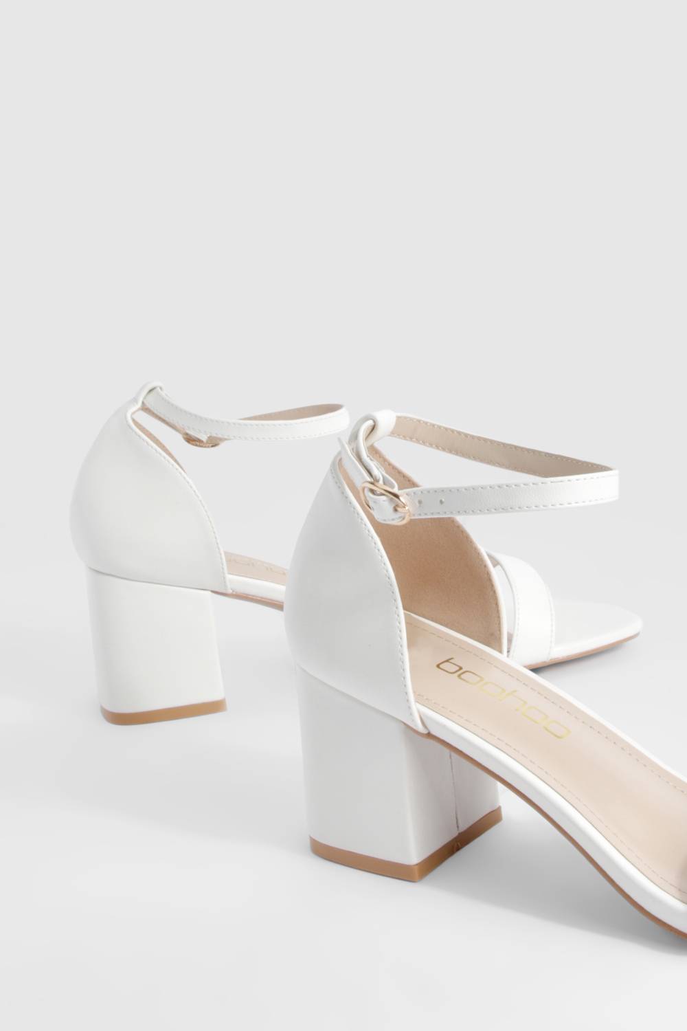 boohoo Talons à talon bas, coupe large et minimalistes