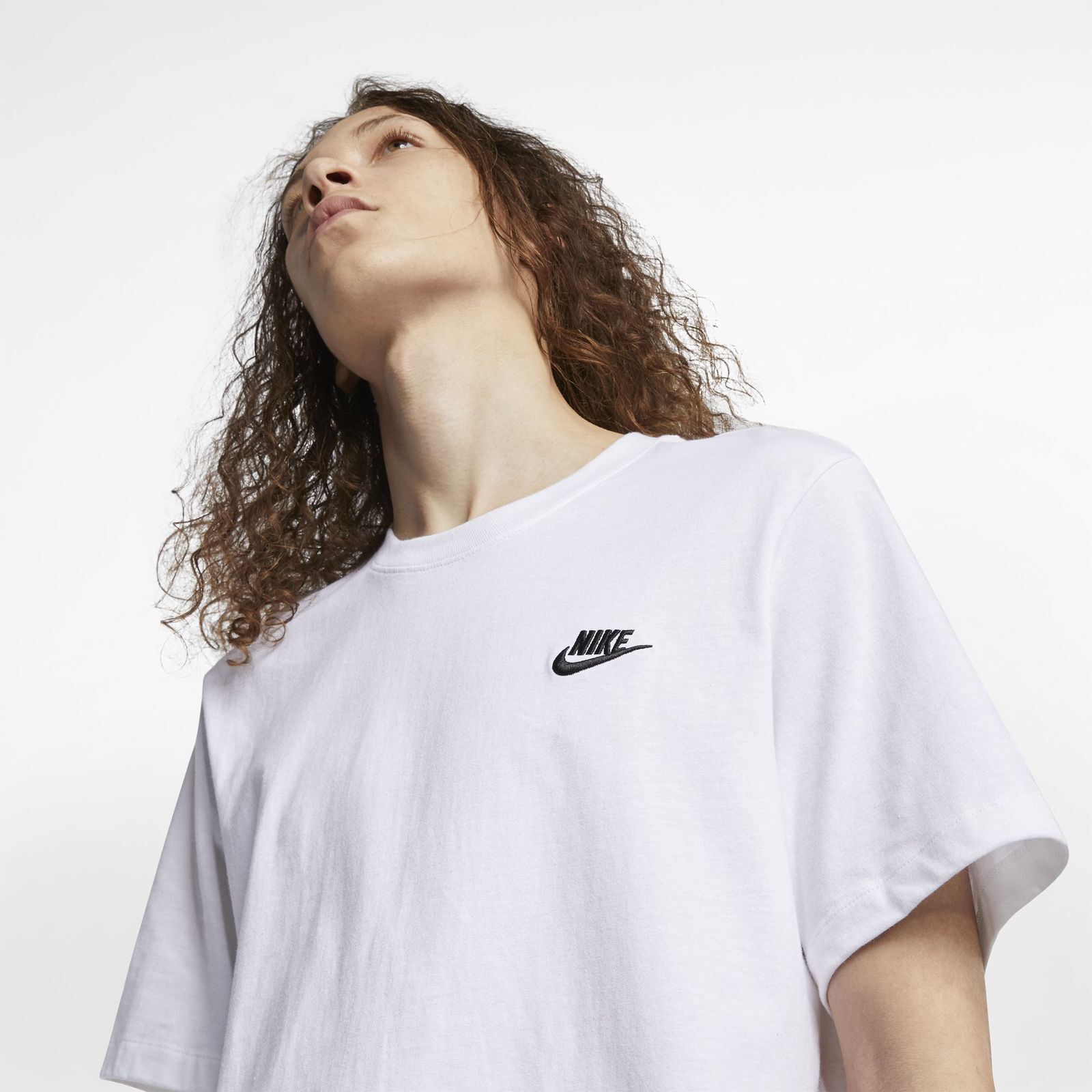 NikeSPORTSWEAR CLUB TEE