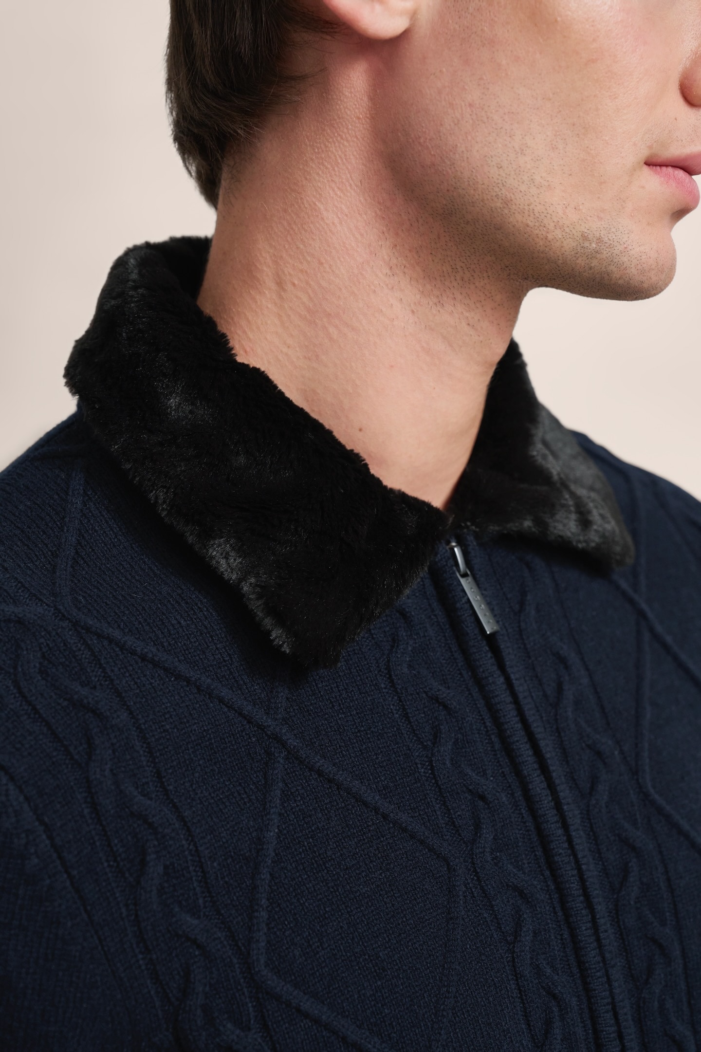 bugatti Strickjacke , mit unechtem Fellkragen