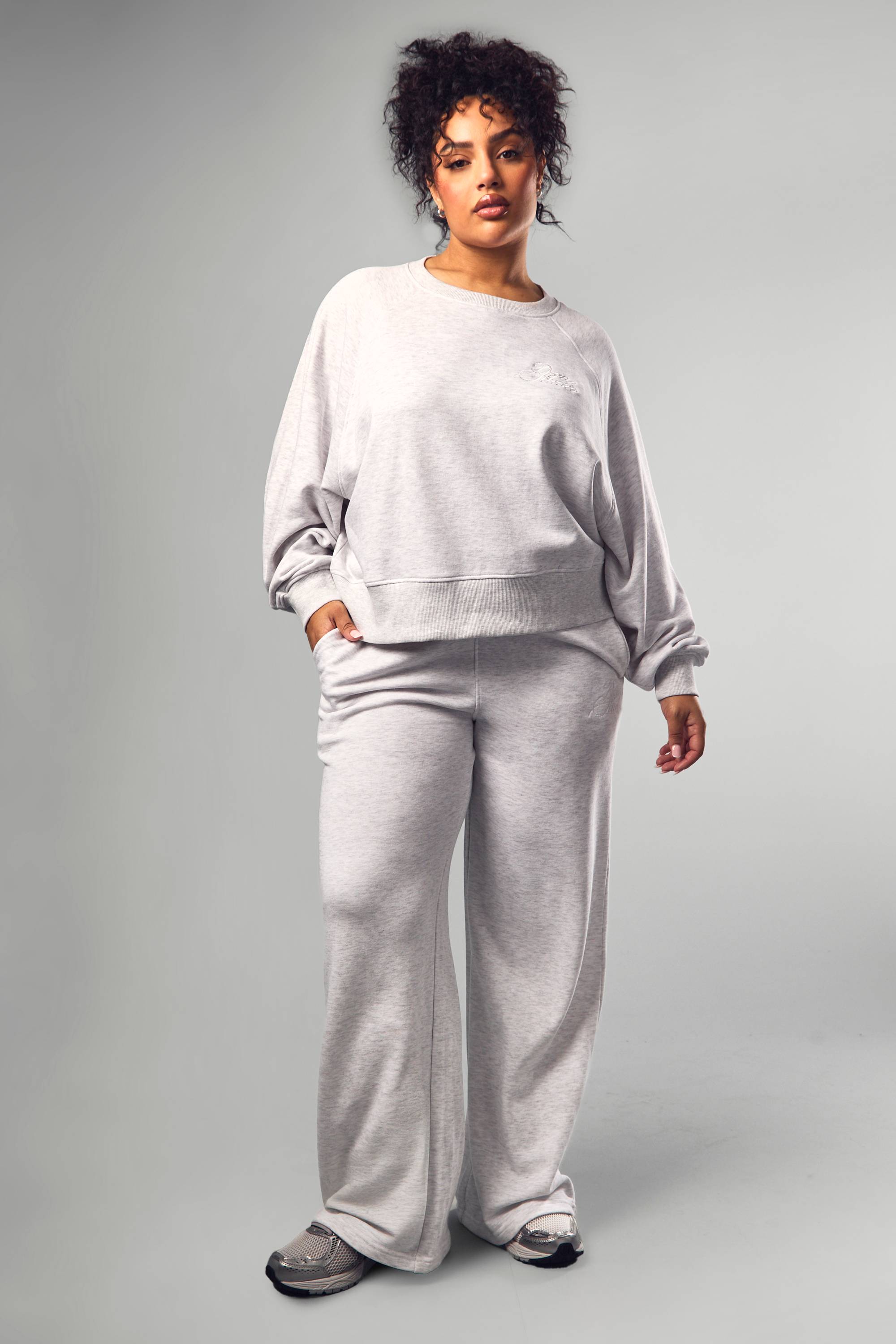 Plus Sweatshirt Boxy Plus DSGN Studio Script