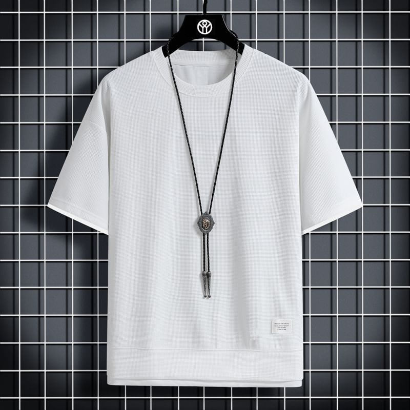 Acrius - T-shirt met ronde hals, elleboogmouwen en motief van een tweedelig appliqué met wafelmotief / T-shirt met korte mouwen en effen patroon