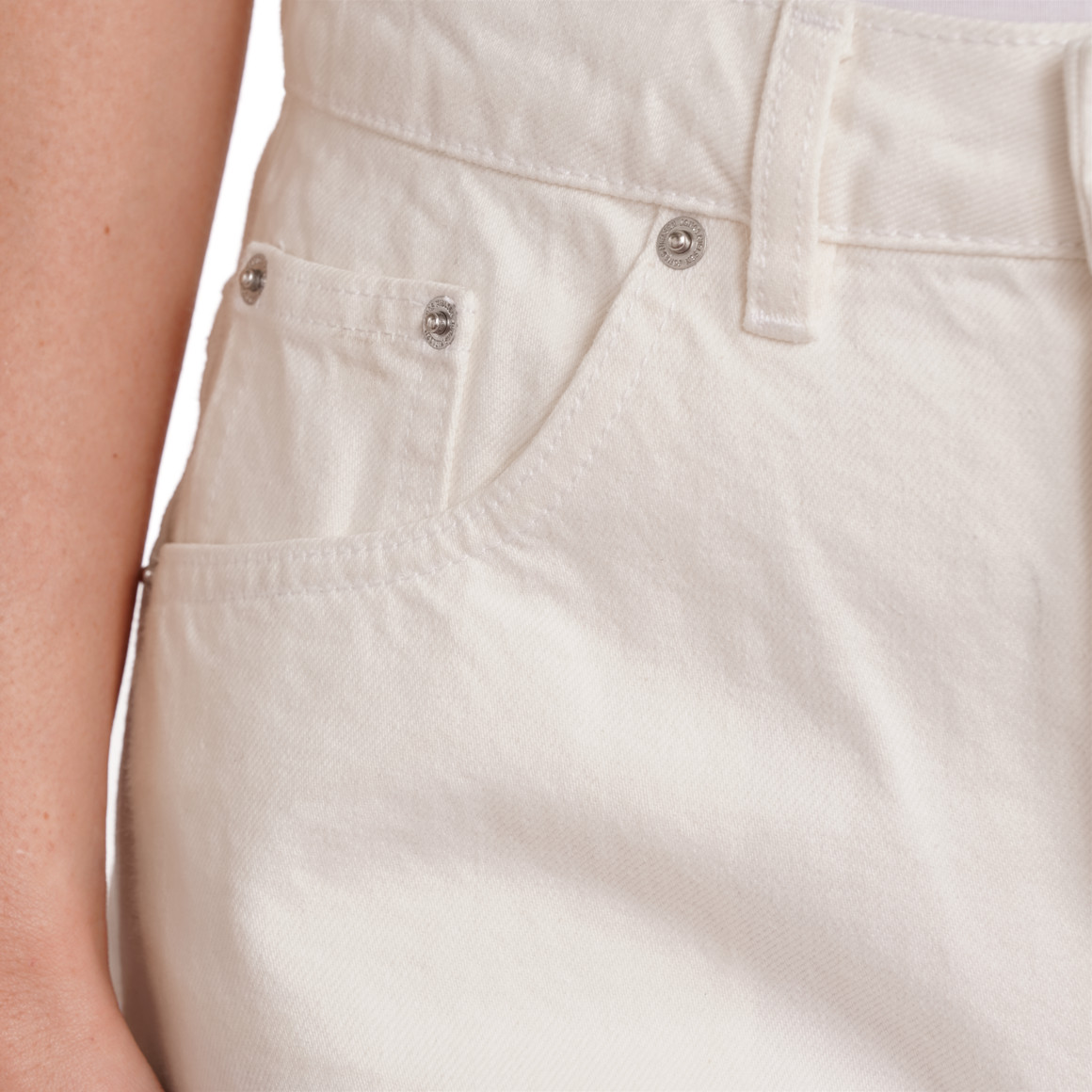 Jonas Nielsen Damen Shorts in Denim-Optik weiss