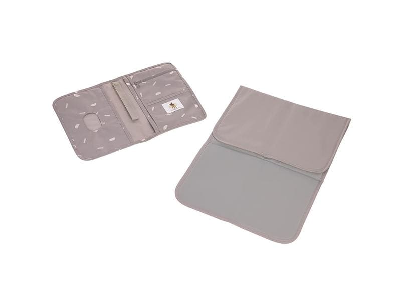 Lässig Wickelunterlage Changing Pouch Blocks Taupe 1 Stück Windeltasche mit Wickelunterlage für unterwegs