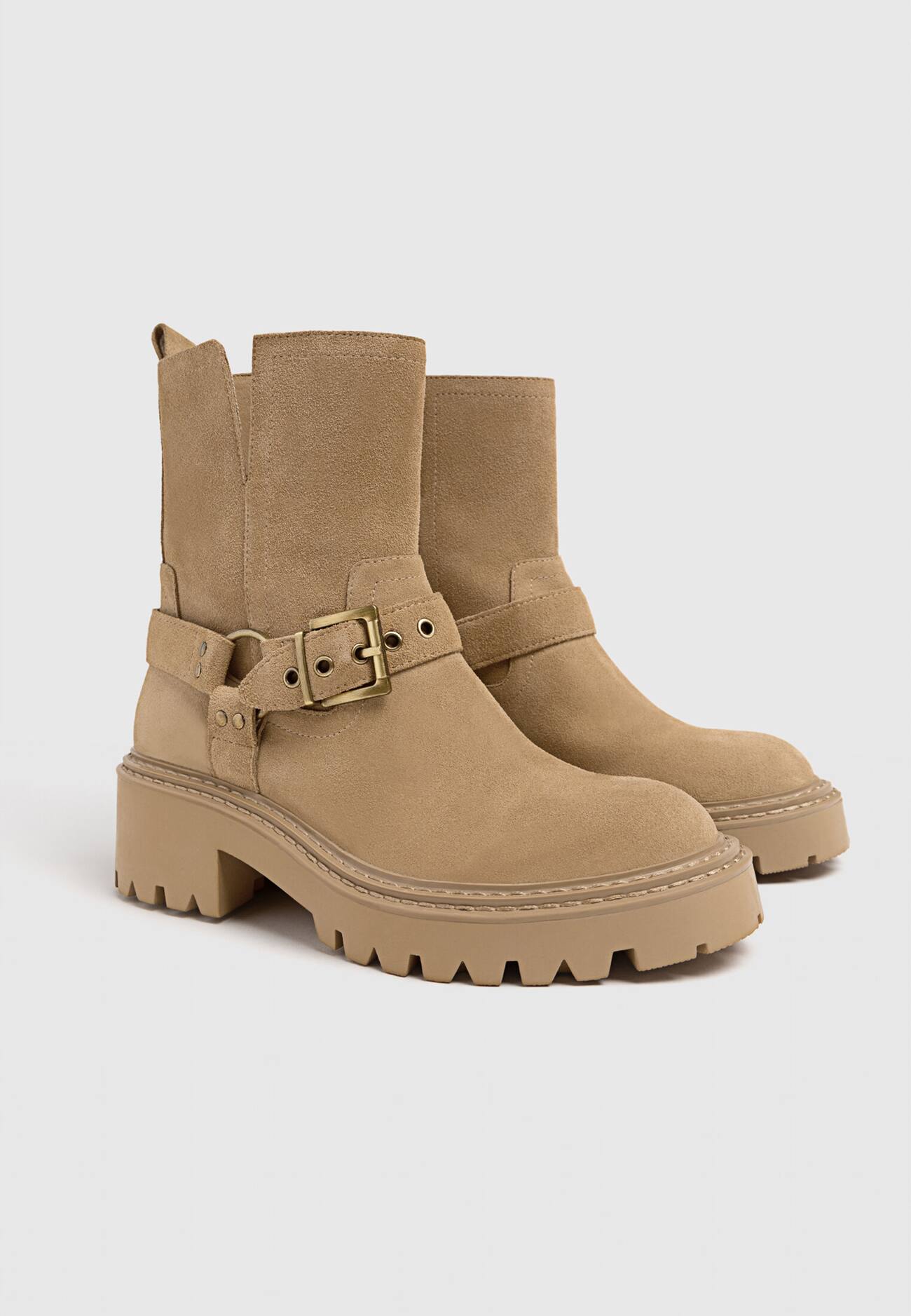 Botas de couro planas estilo motociclista, cano curto