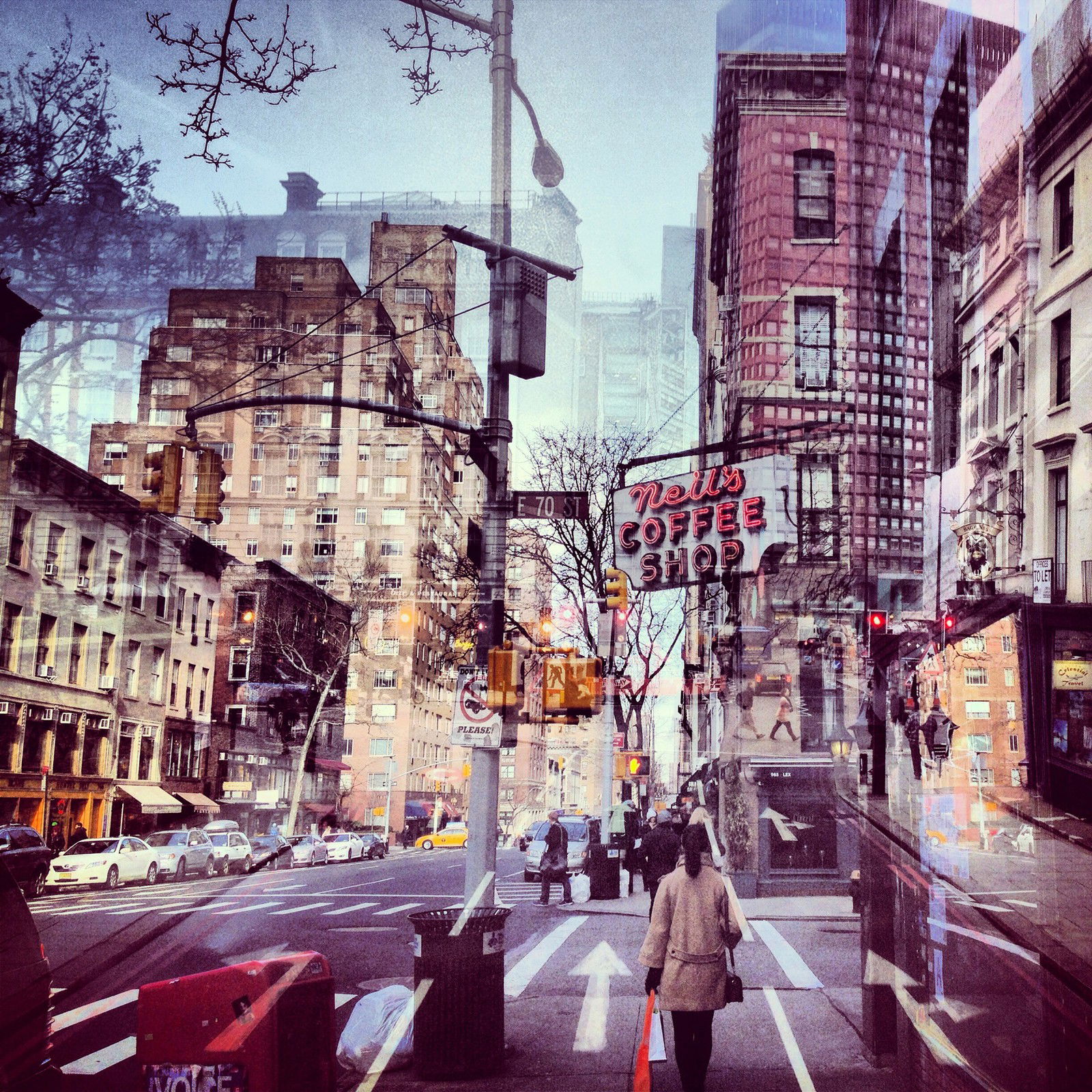 New York   London #42 by Daniella Zalcman - Limited Edition. Edition of: 150. Signed.