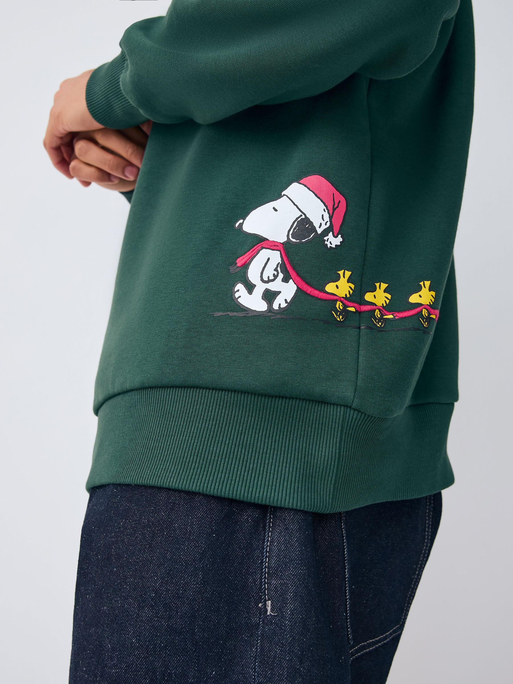 Kakigroen - Christmas Snoopy Graphic Licence Crew Sweatshirt