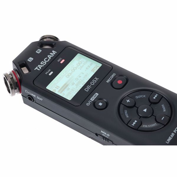Tascam DR-05X Bag Bundle