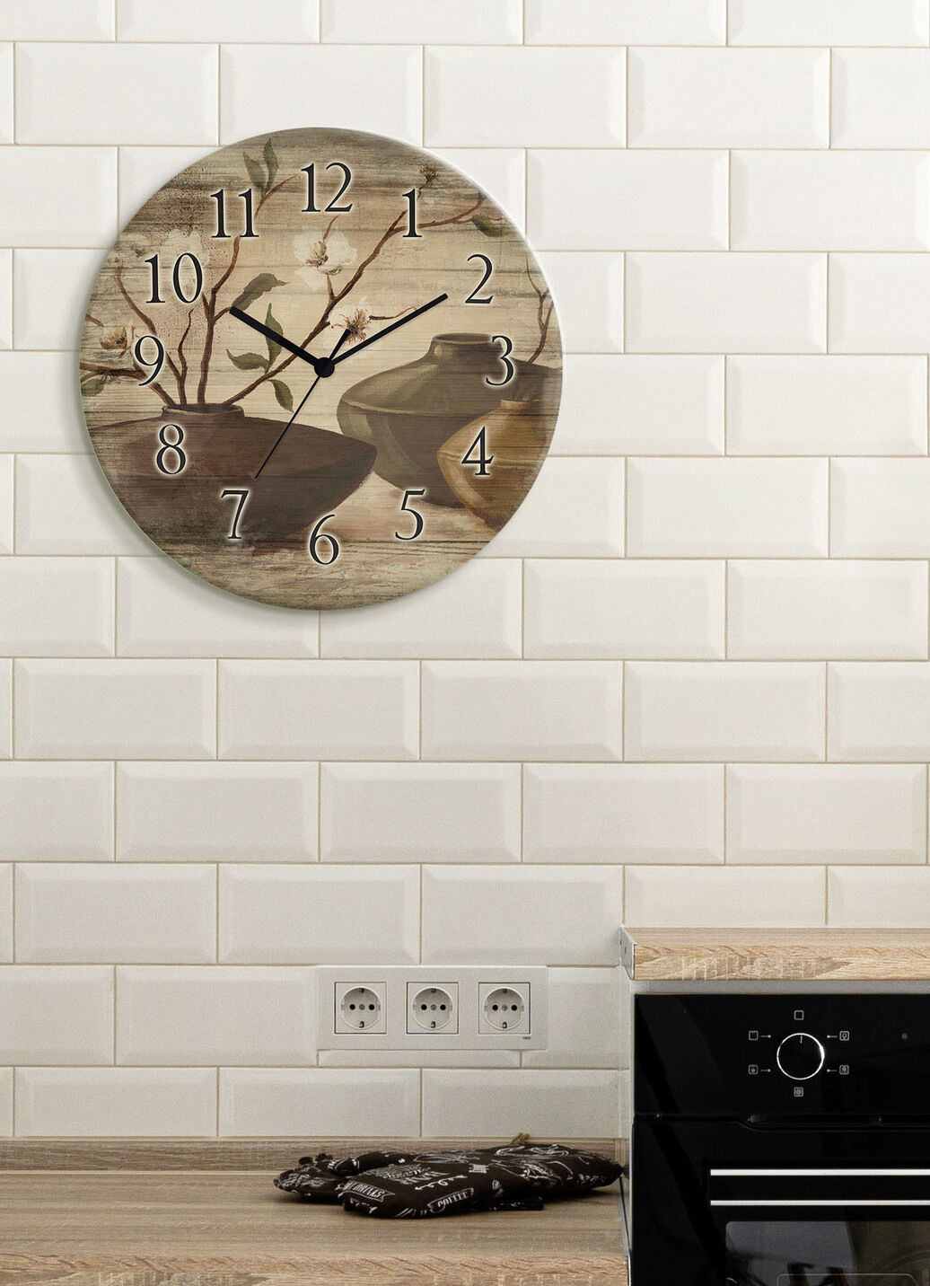 Wanduhr im Vintage-Look