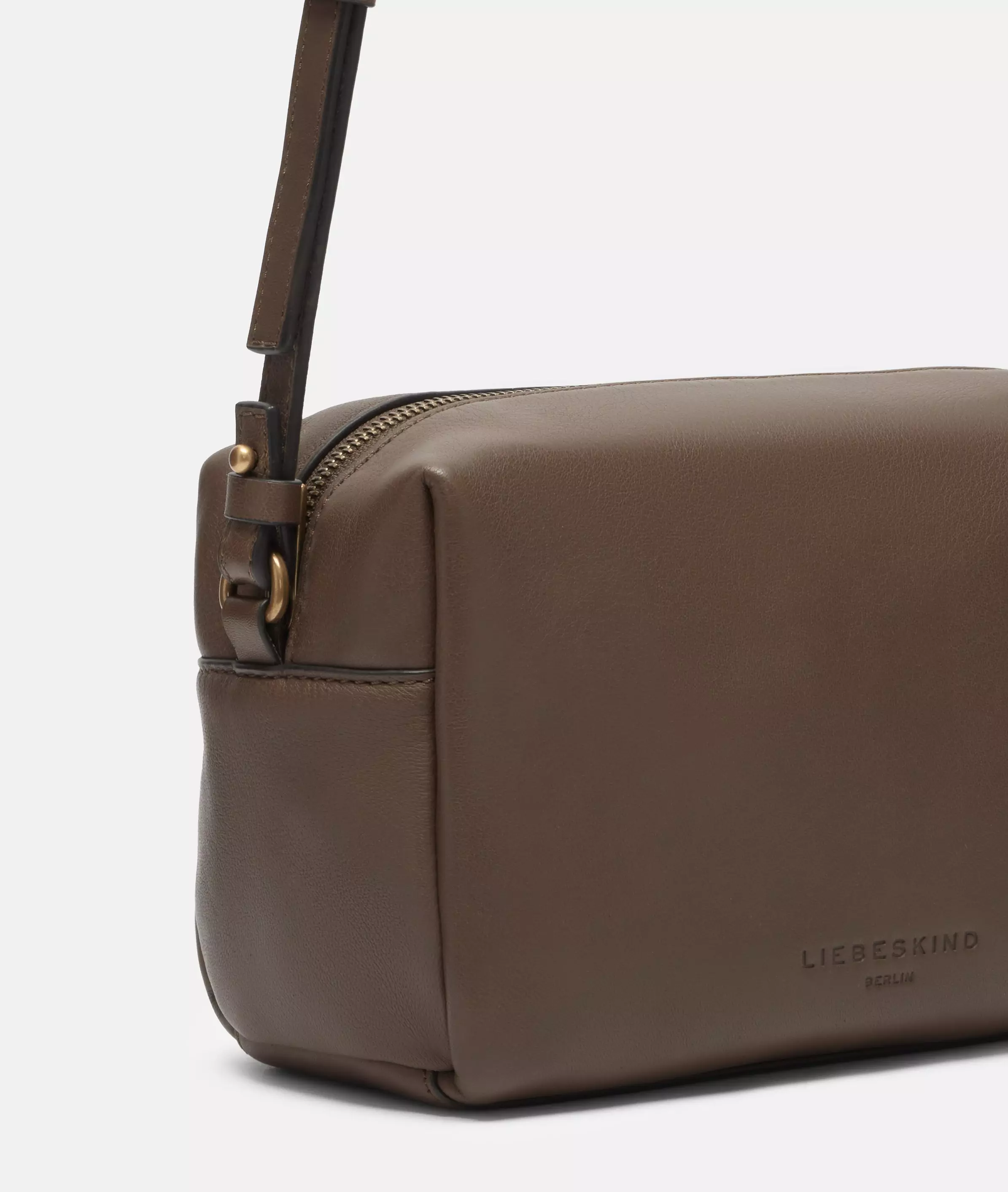 Hera II Crossbody S Handy crosbody bag made from sheepskin