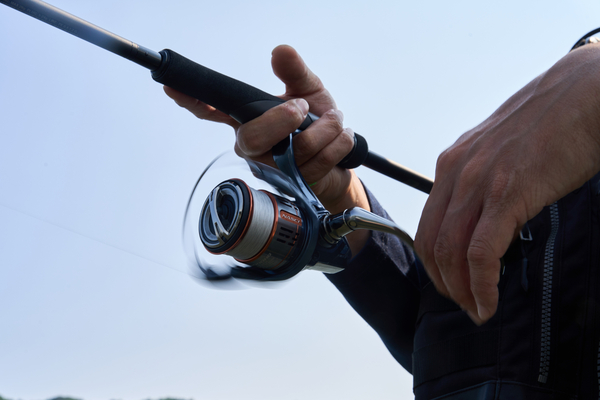 Moulinet spinning à frein avant Shimano Nasci FD
