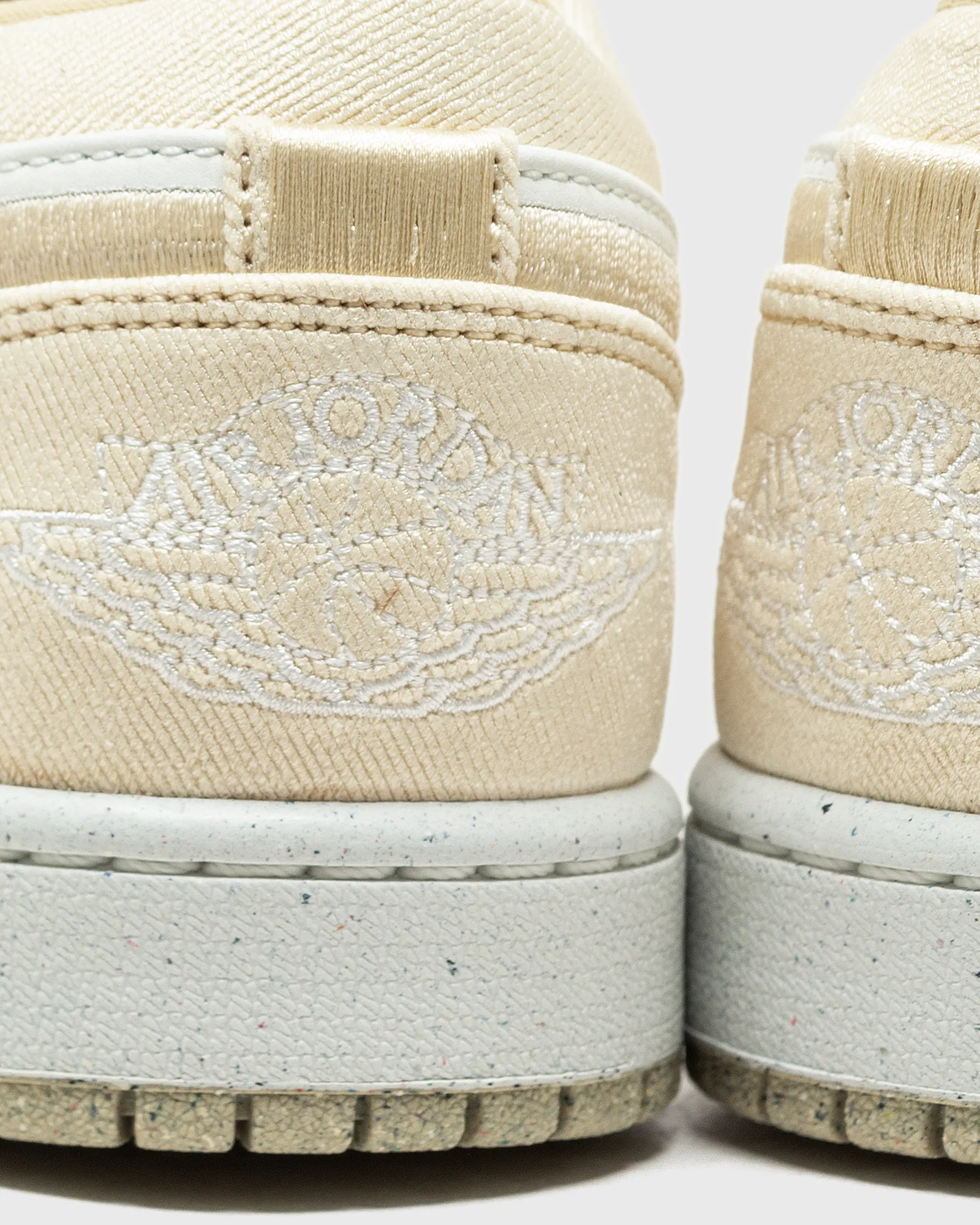 Jordan WMNS AIR JORDAN 1 LOW SE