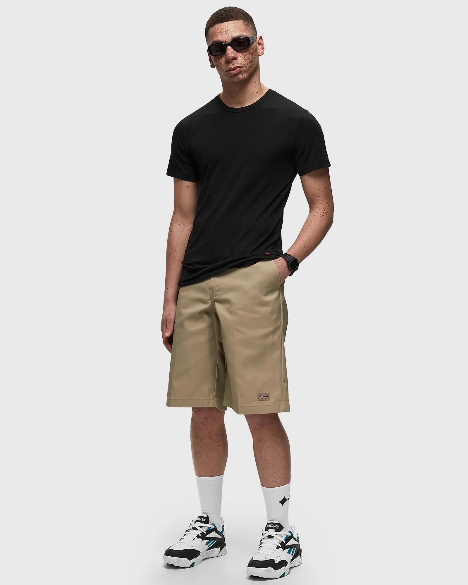 DICKIES 13IN MLT PKT W/ST REC KHAKI