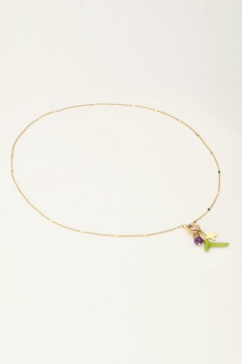Ketting met groene koraal en ster