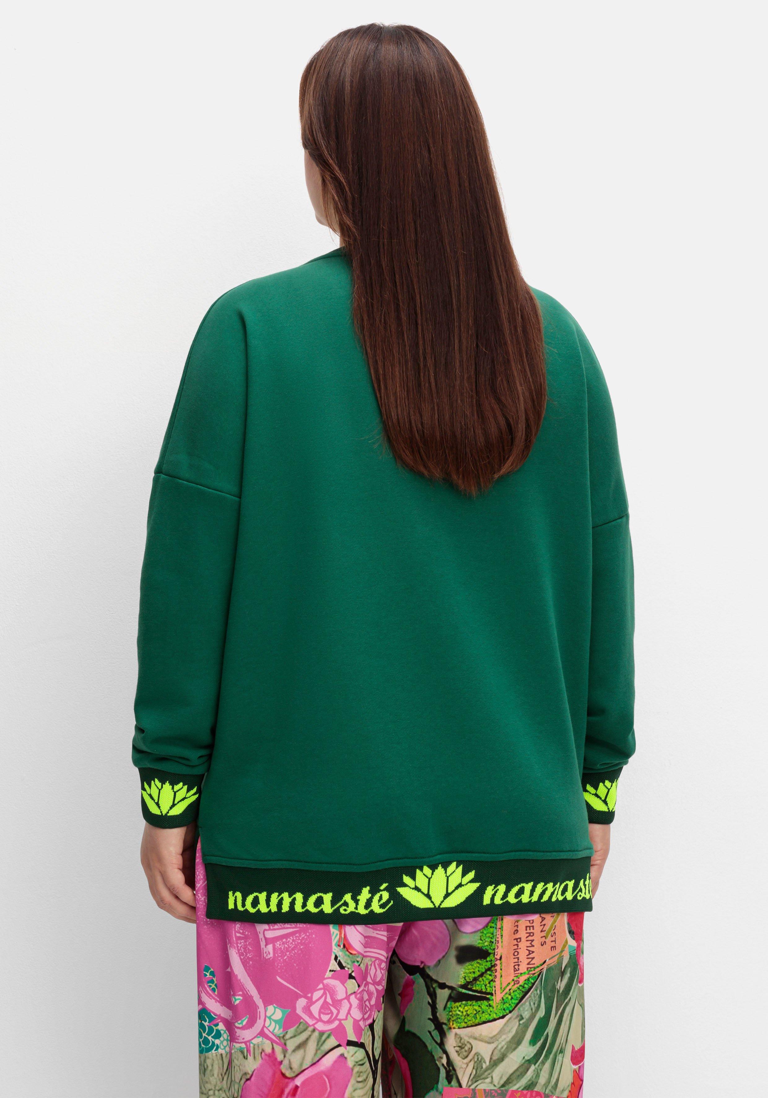 Sweatshirt mit Print und V-Ausschnitt