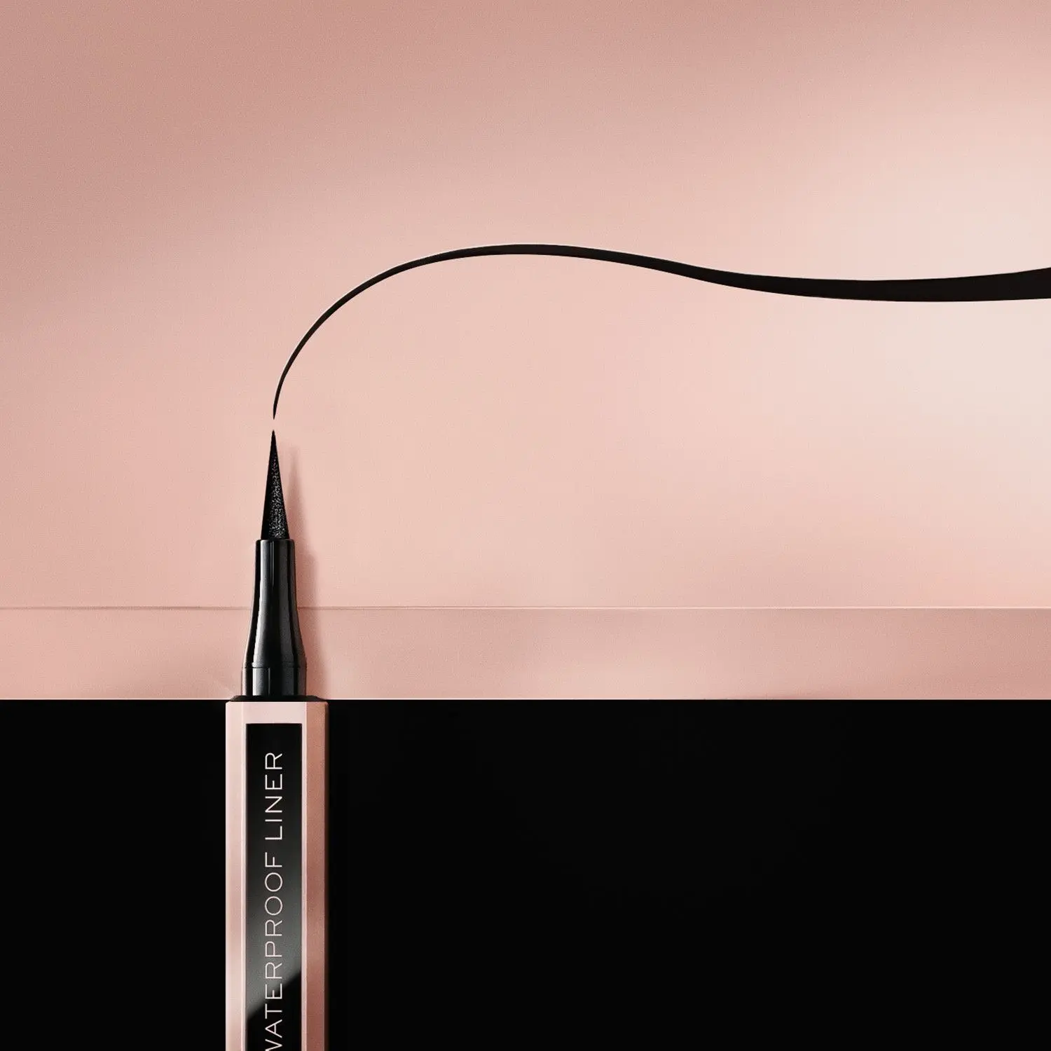 Lancôme - Lash Idôle Eyeliner Stylo- slider-regards-intenses