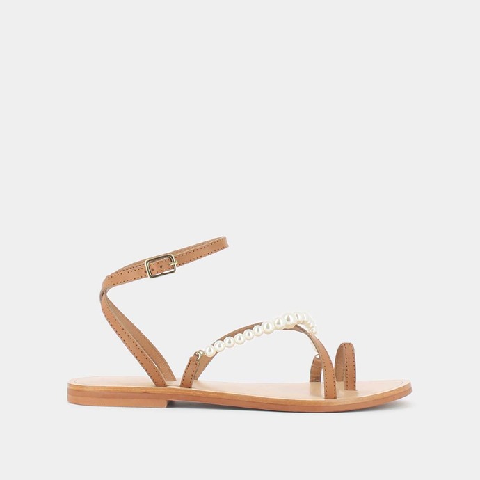 Sandales à brides et perles  en cuir camel