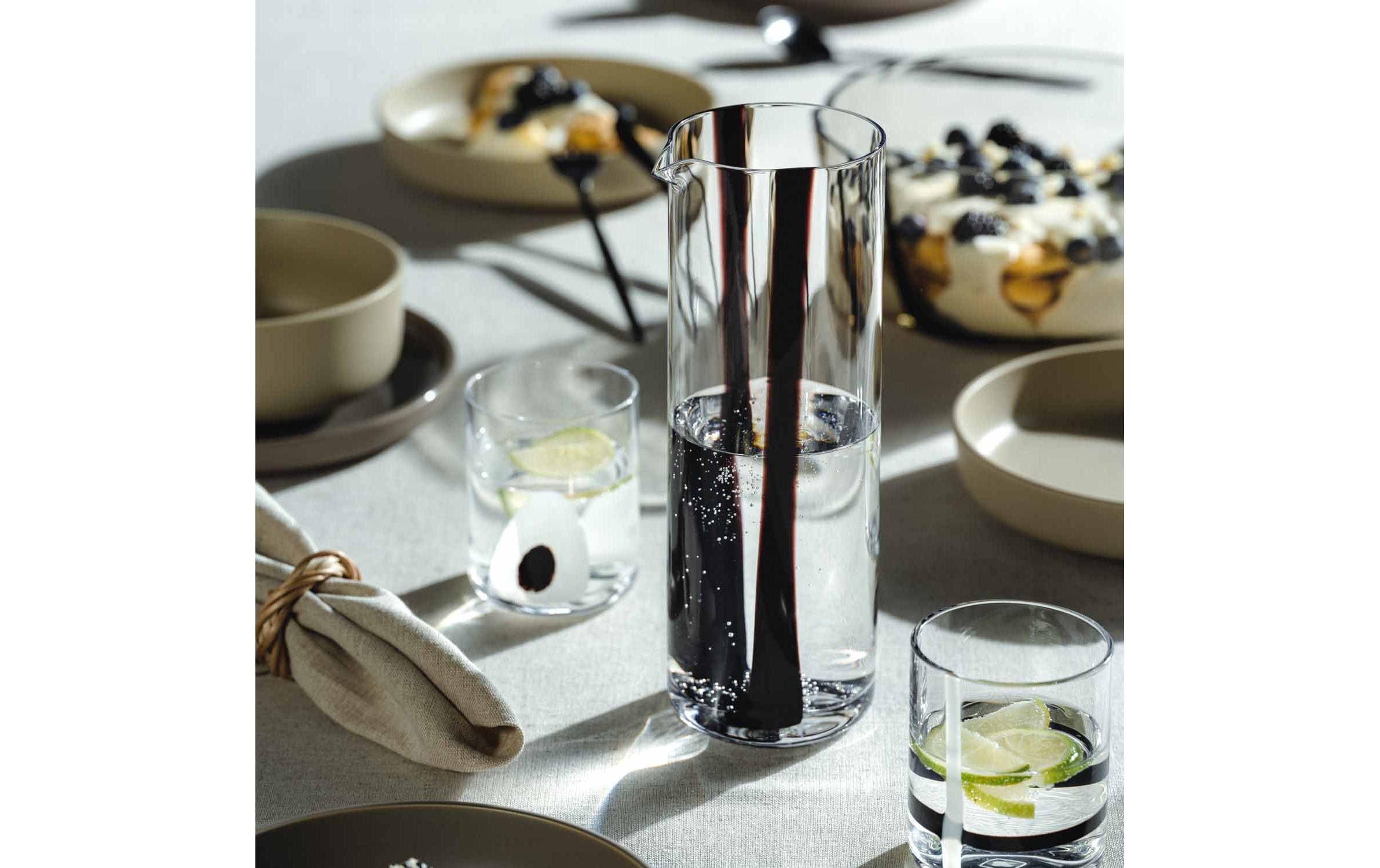 Krug Banda Nera 1 l, 1 Stück, Schwarz/Transparent/WeissAusschankgefässe