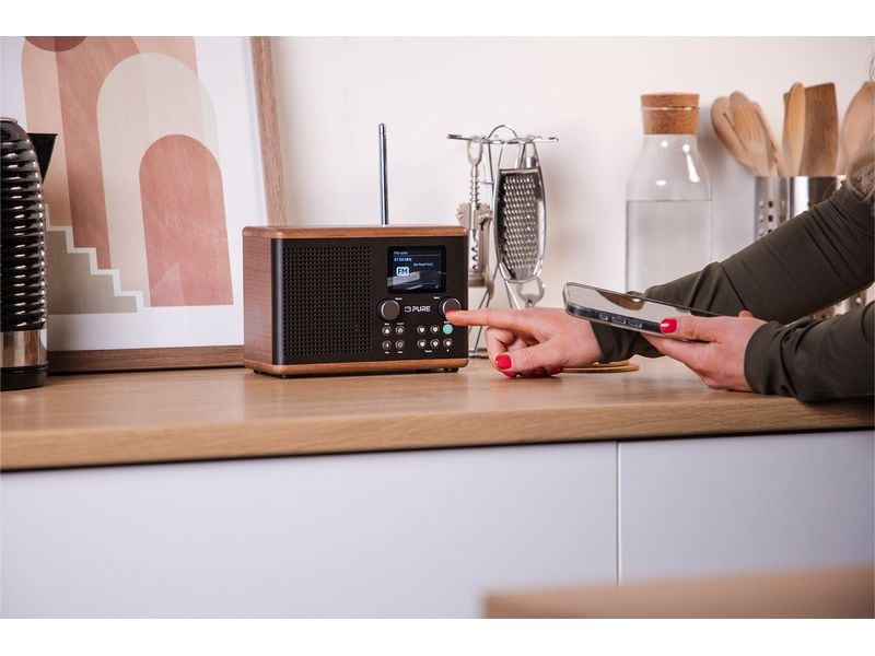 Pure DAB  Radio Classic H4 Walnuss/Schwarz Digitales Küchenradio mit Bluetooth, USB-Port und AUX-Anschluss
