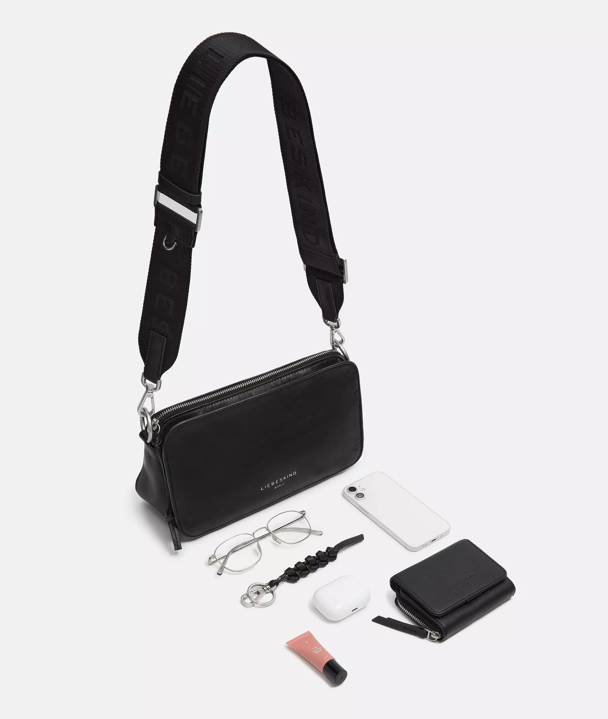 Clarice Crossbody M Spacious sheepskin shoulder bag