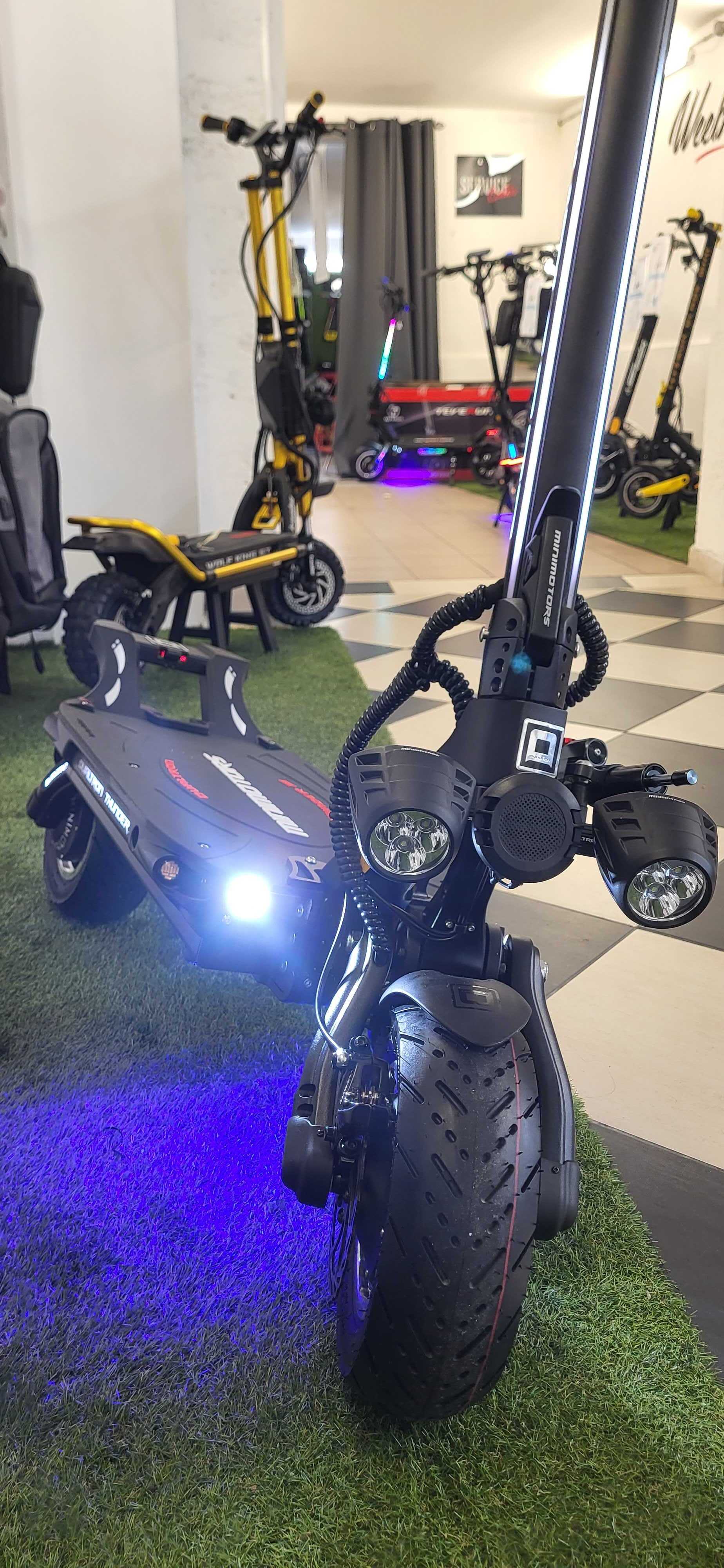 Trottinette Électrique Dualtron Thunder 3 - 11 Pouces (72V40Ah) Occasion 2024