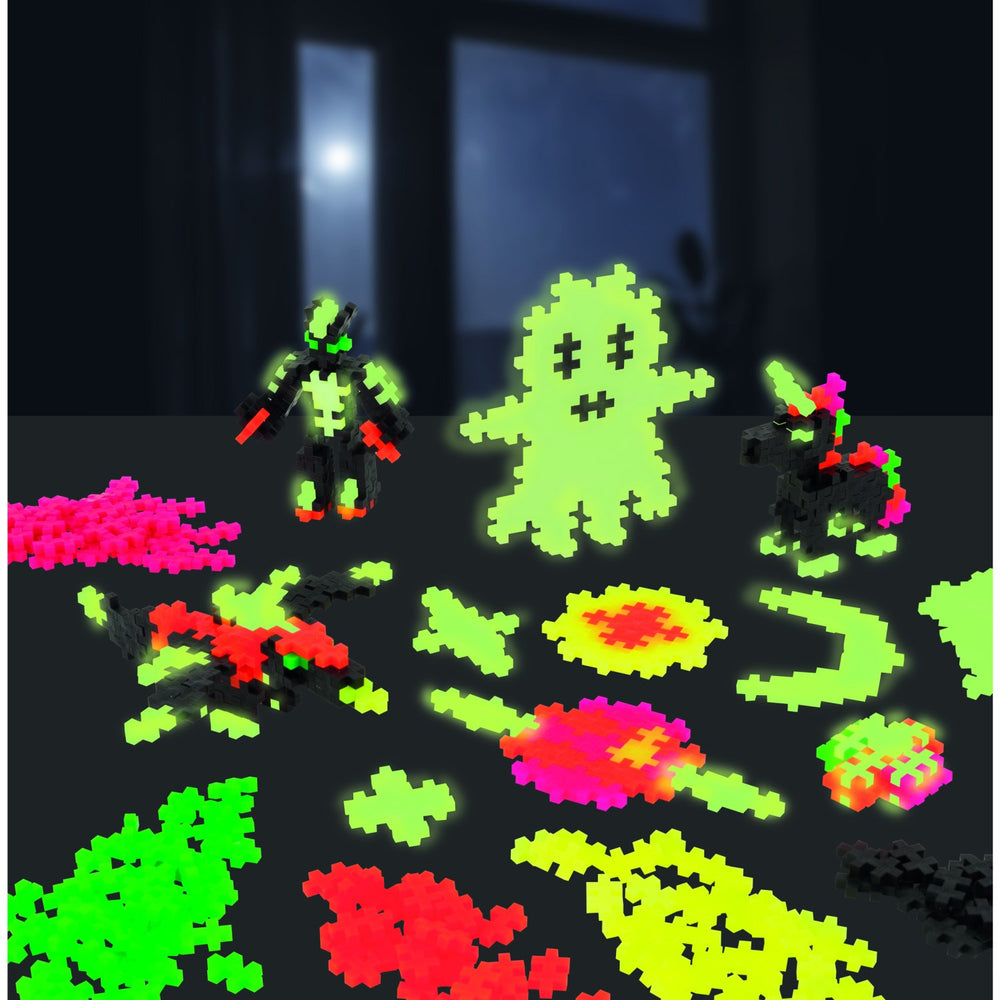 Køb Plus-Plus Build Og Glow - Glow In The Dark / 360 Pcs