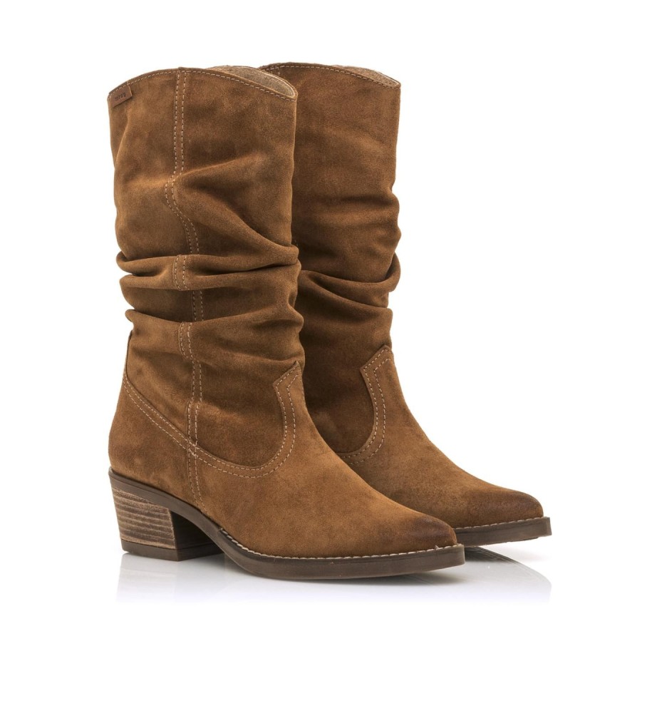 Bota casual de couro marrom Mustang Teu