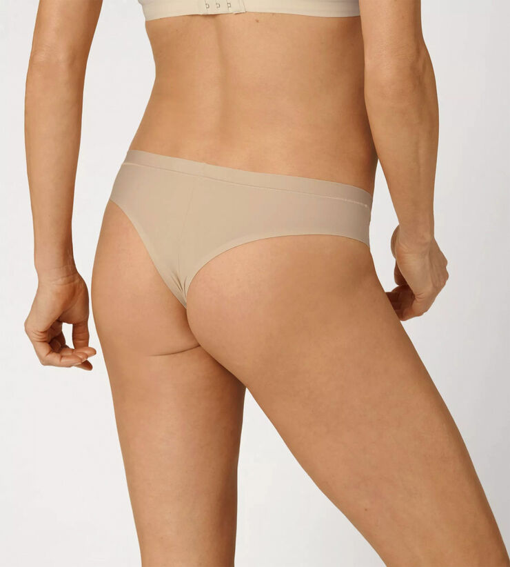 Triumph Smart Micro Brazilian String EX Nude beige